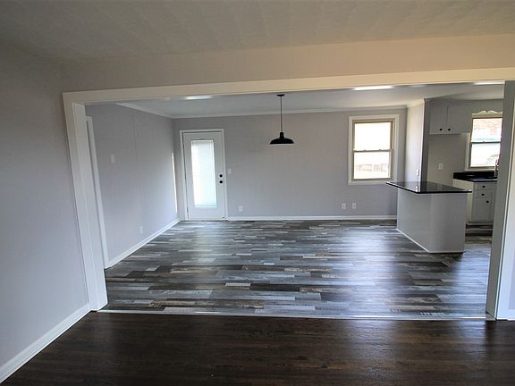 5th image of 102 Nottingham Pl