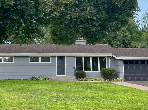 1923 Summer St, Falcon Heights, MN 55113