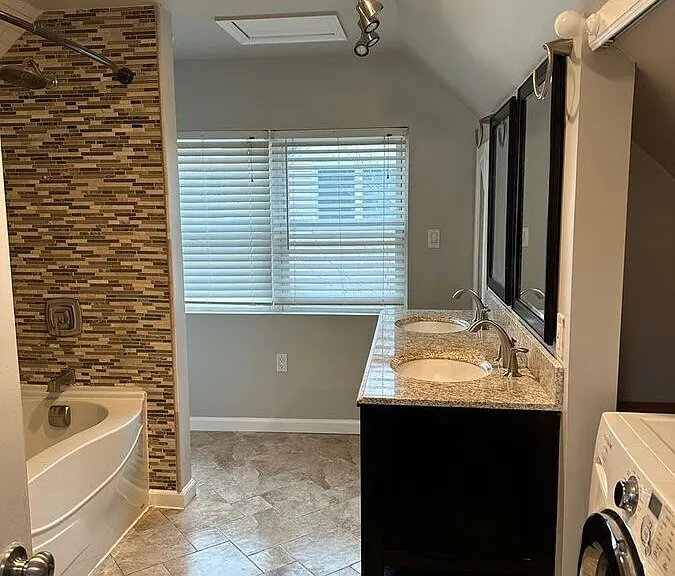 808 Templecliff Rd — Photo 12