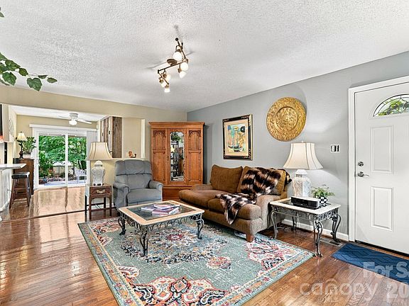5th image of 506 Unity St