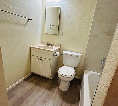5th image of 67 4th Ave APT D