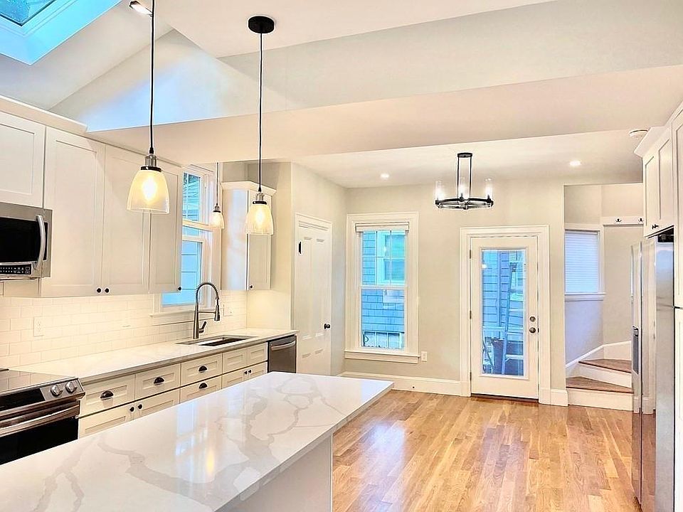 102 Thurston St B, Somerville, MA 02145 Zillow
