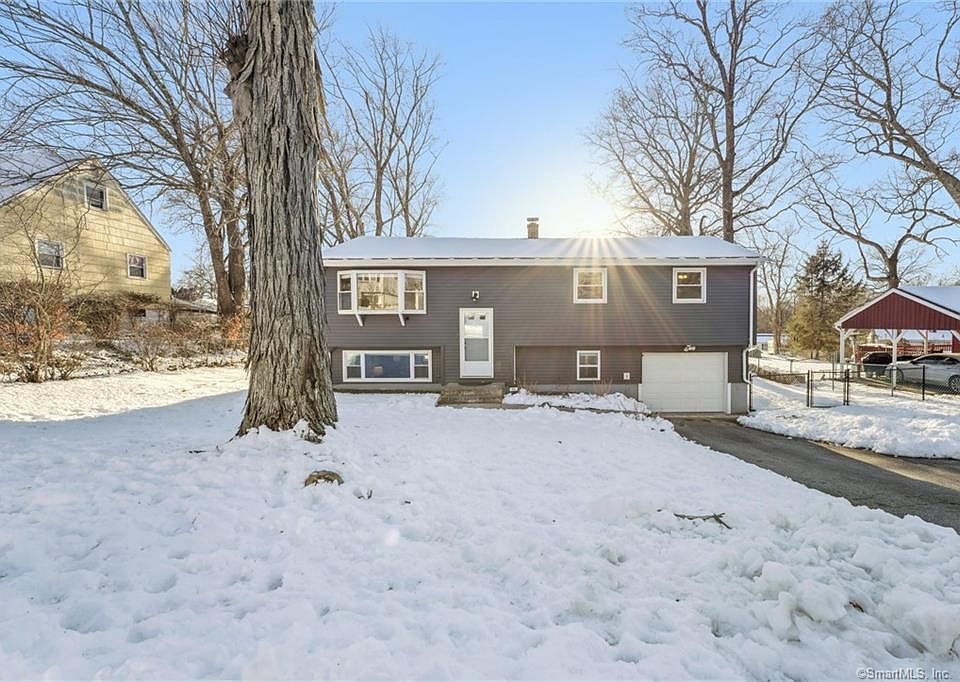 46 Laurel Dr, Oakdale, CT 06370 | Zillow