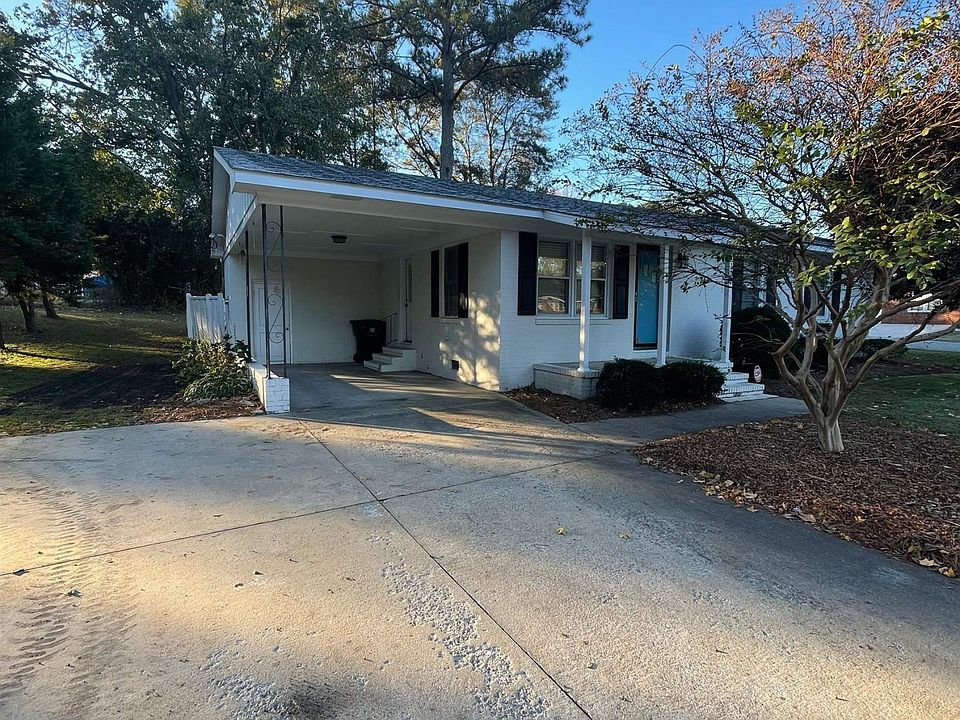 1st image of 301 Eastover Dr