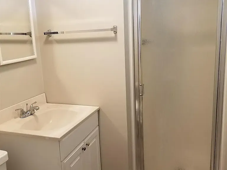 Full bath on lower level