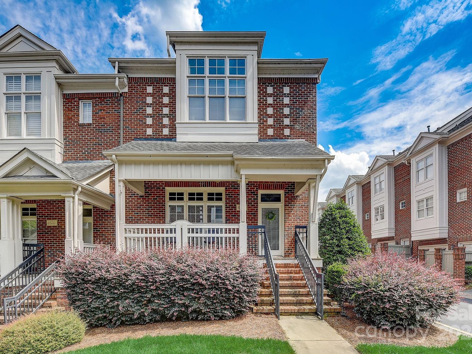 A*I様 House on the Hill Checker 4828 S Hill View Dr, Charlotte, NC 28210 | Zillow