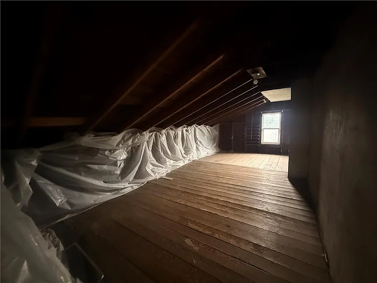 943 Center St #2 — Photo 19