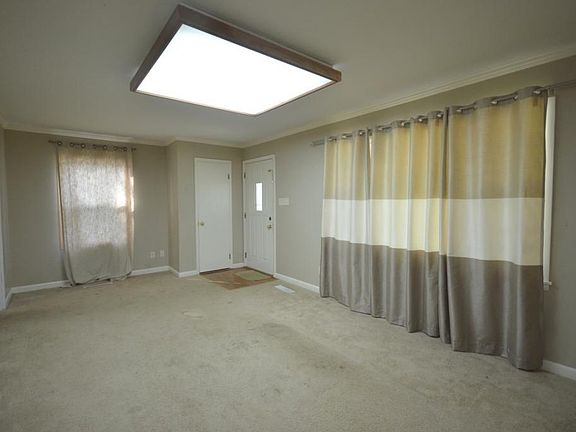 3rd image of 234 Parker Ave