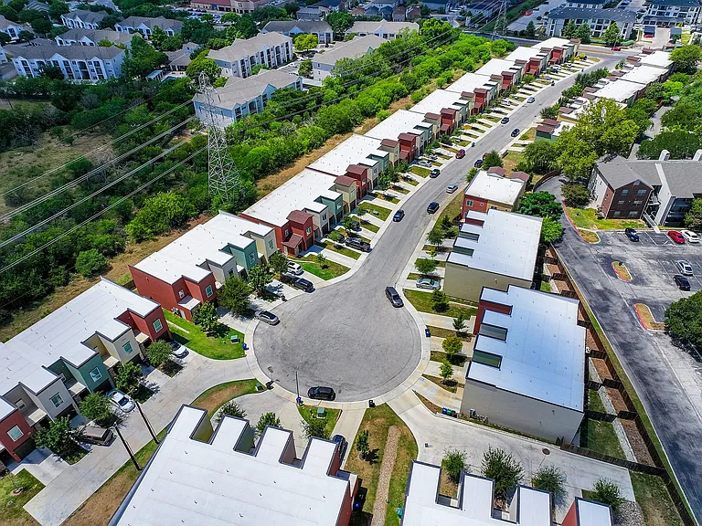 Belcara Luxury Townhomes Exterior