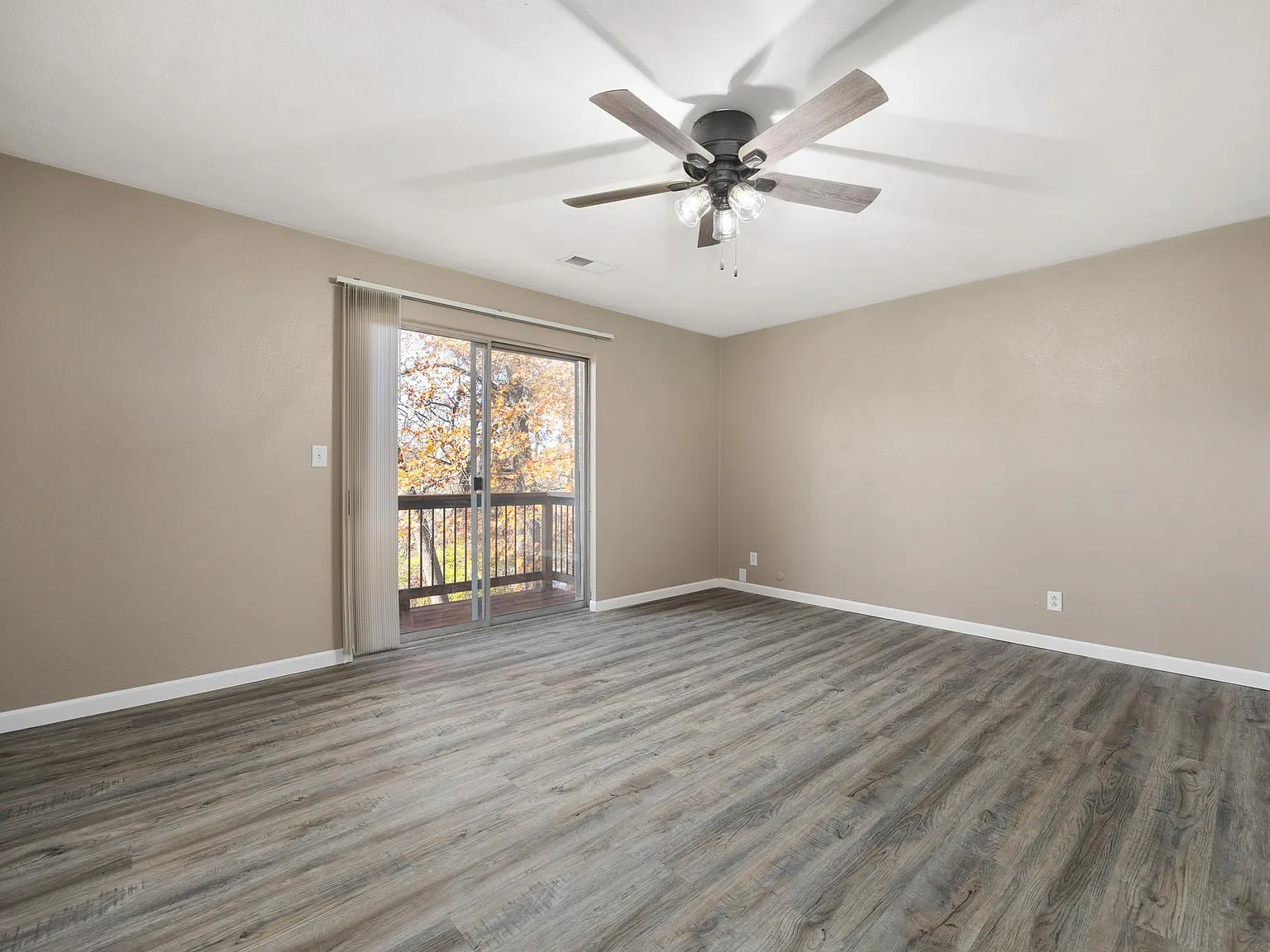 Forest Hills Apartments — Photo 4