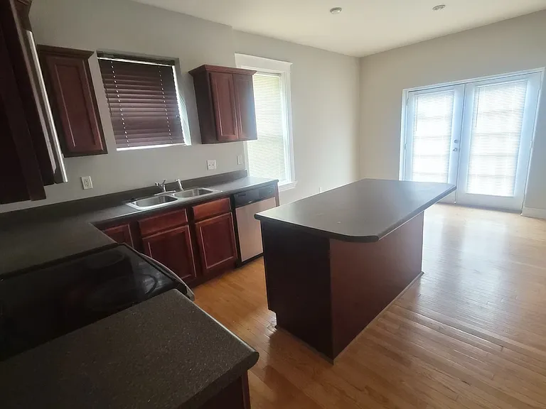 2333 Tennessee Ave — Photo 7
