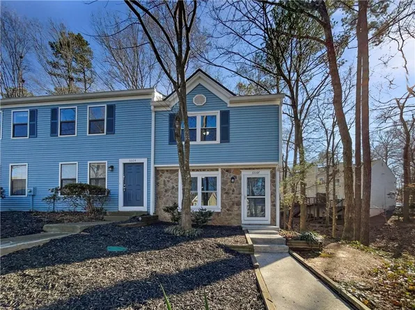 6606 Autumn Trace Dr, Peachtree Corners, GA 30092