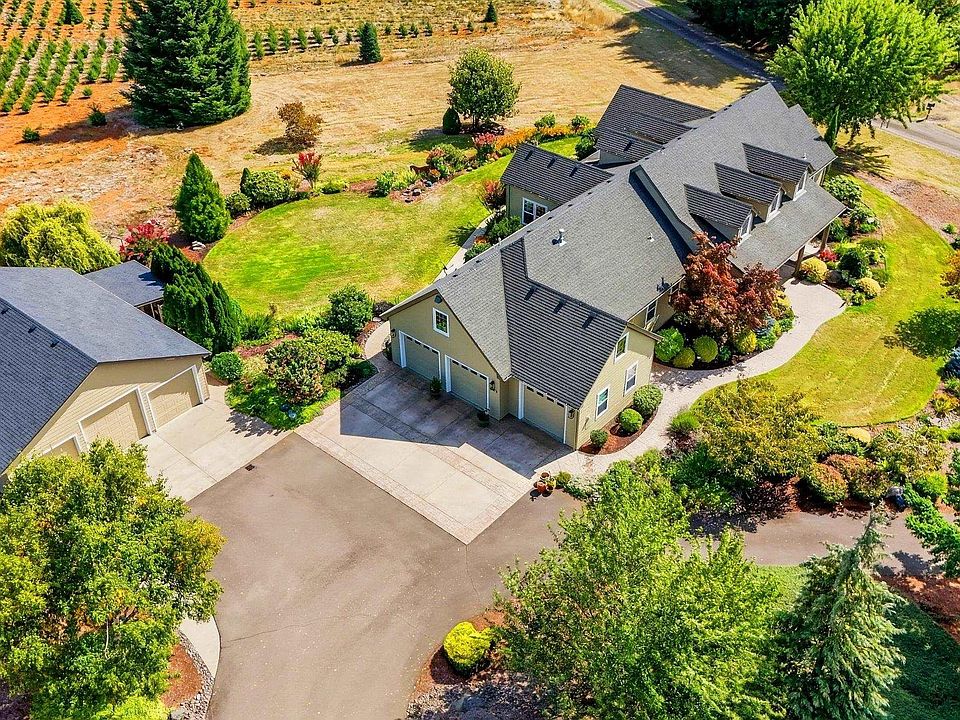 1st image of 5394 Greenlea Way SE