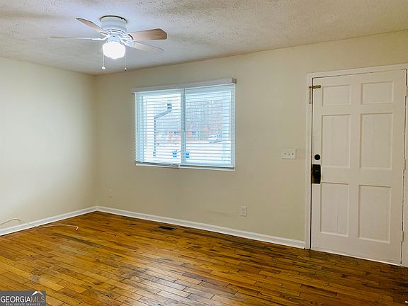 5th image of 1645 Nutmeg St #1645