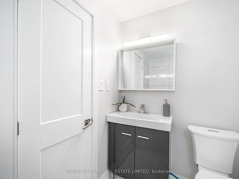 42 Cavell Ave — Photo 30
