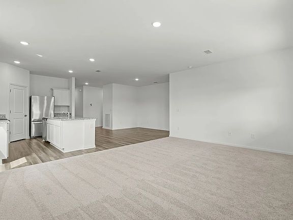 5th image of 8312 Sniptoe Dr