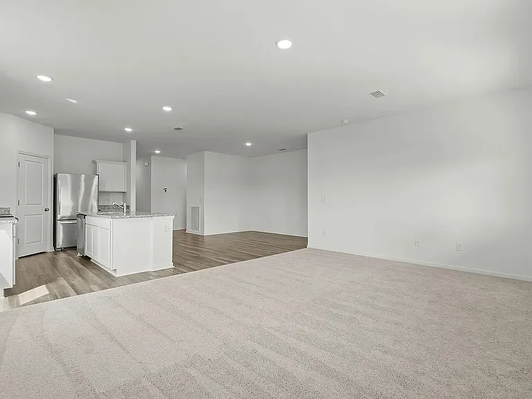 8312 Sniptoe Dr — Photo 5