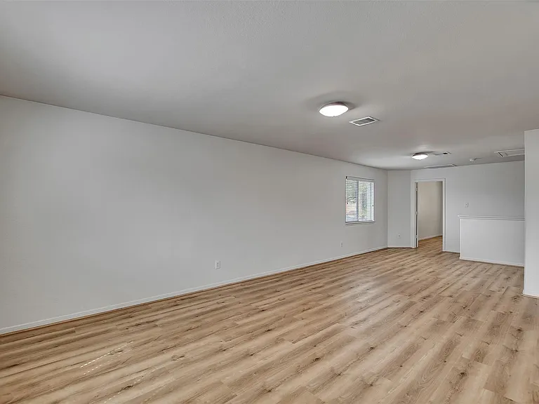 4423 Garden Ridge Ct — Photo 23