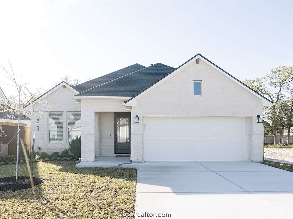 1st image of 3704 Archer Falls Ct