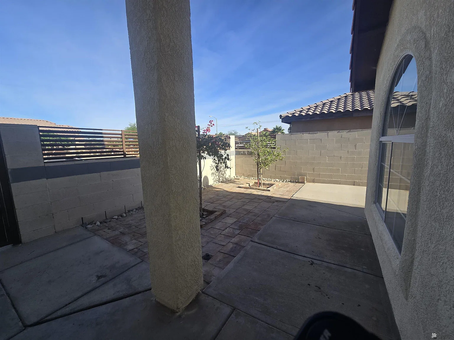 3 bed, 2.0 bath, 1277 sqft, $1,650 — Photo 4
