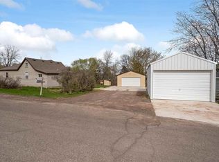 820 Anson Ave, Duluth, MN 55806