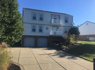 213 Holly Ridge Dr, Glenshaw, PA