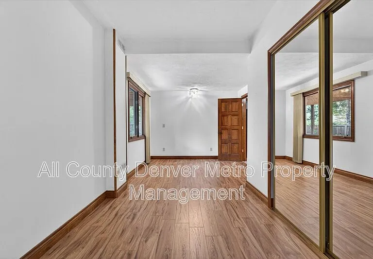 10193 Meade Ct — Photo 23