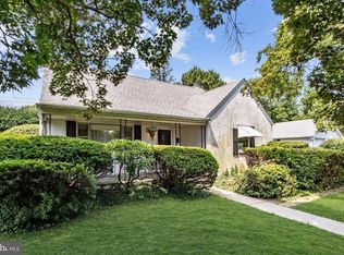102 Greenview Dr, West Chester, PA 19382