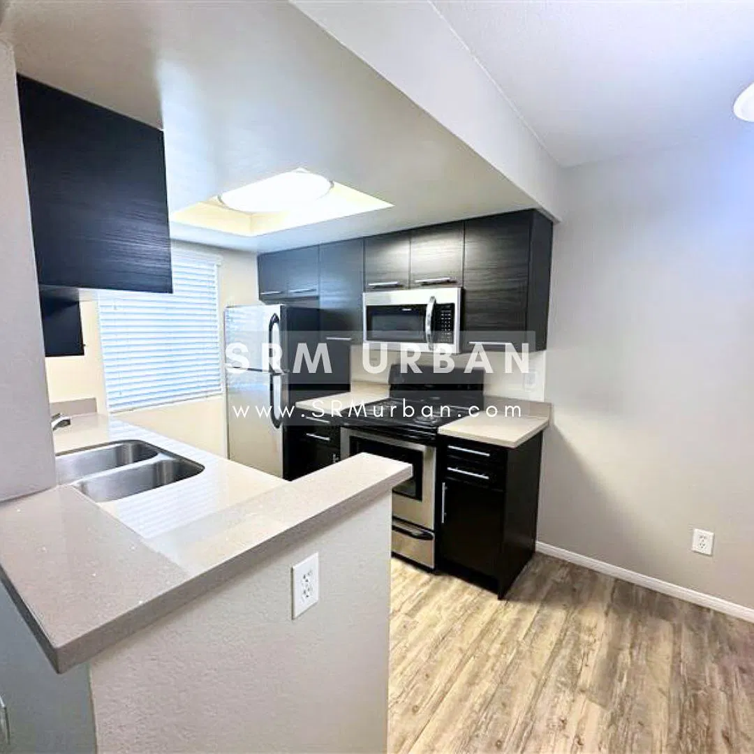 2 bed, $3,095 — Photo 1