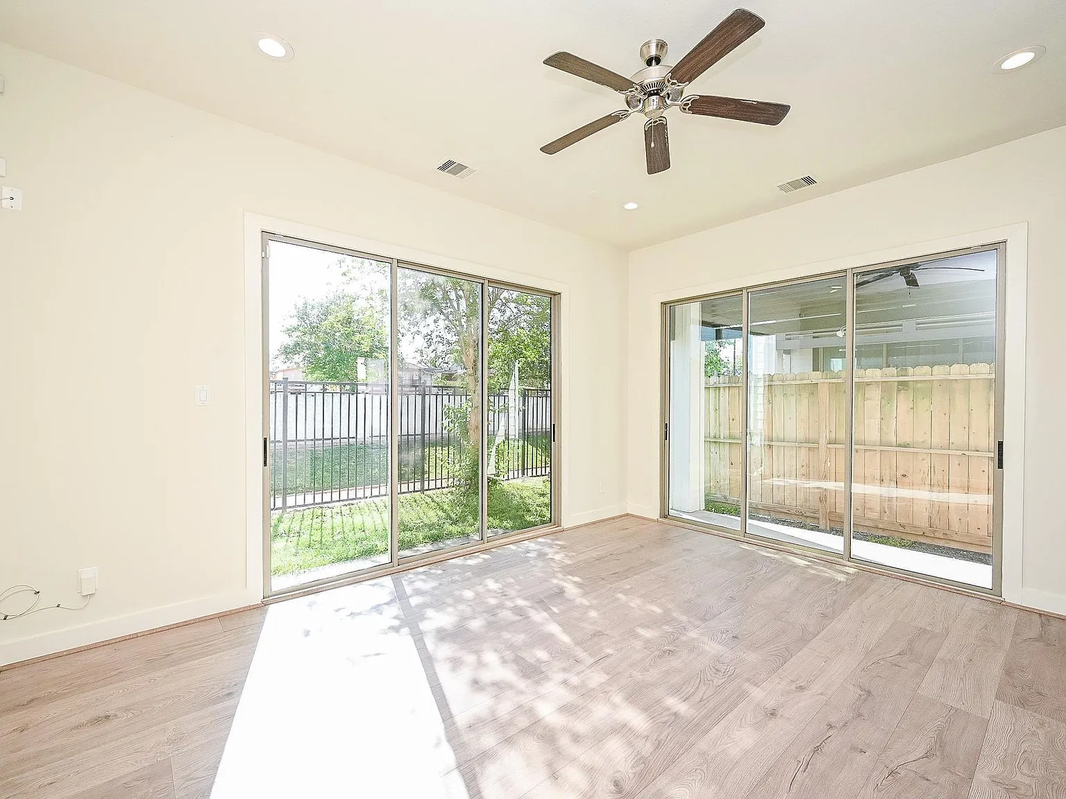 3 bed, 2.5 bath, 1806 sqft, $2,850 — Photo 4