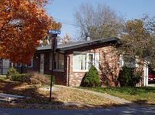 1201 Poplar Dr, Highland, IL