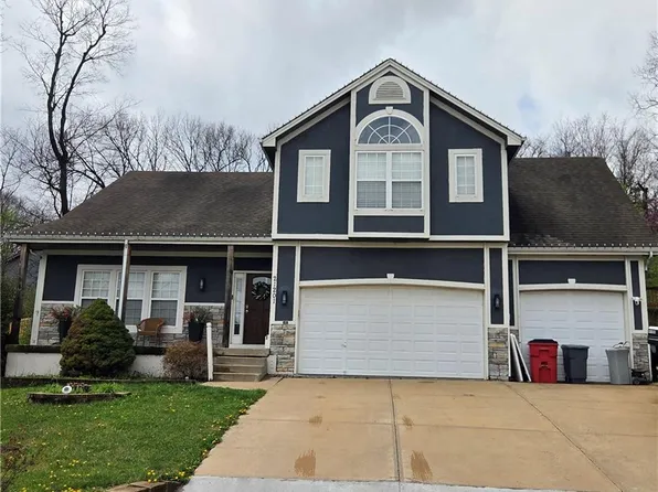 21201 E 51st Terrace Ct S, Blue Springs, MO 64015