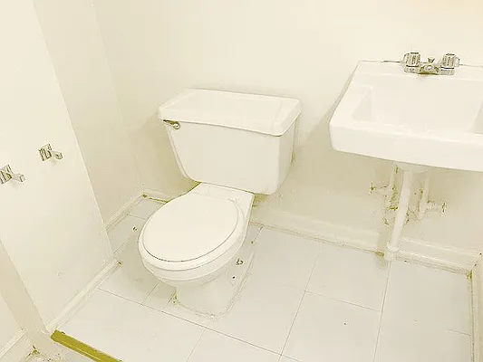 Rented by AJ Clarke | media 7