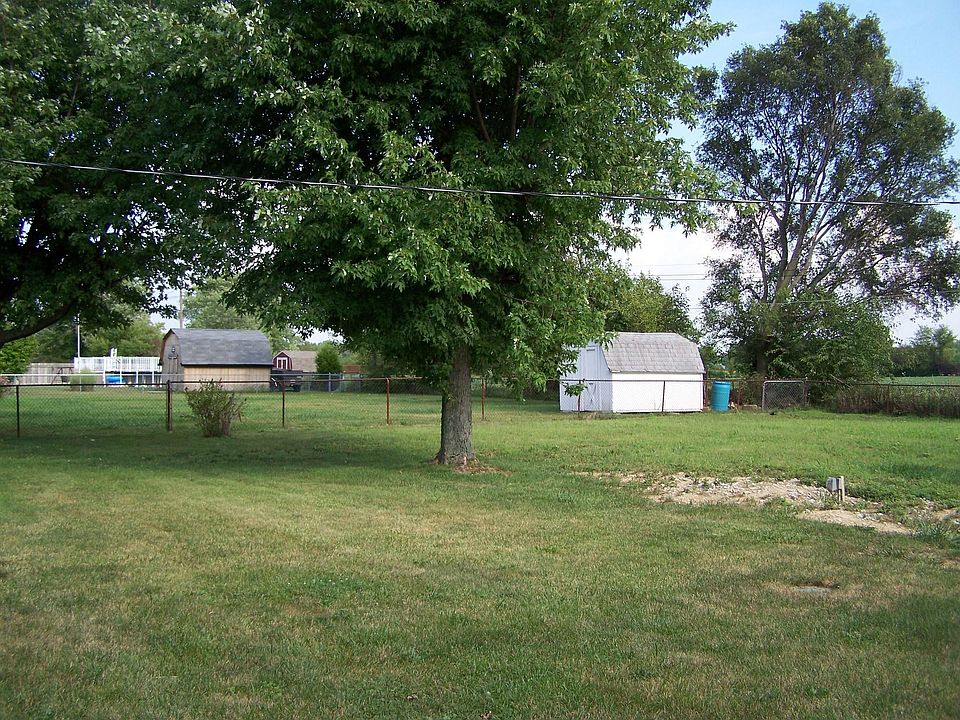 1/2 acre lot 