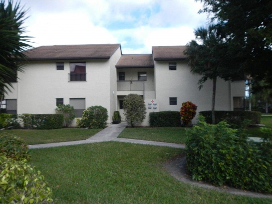 1st image of 3109 Cocoplum Cir #33111