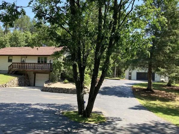 9332 Deer Lake Rd, Crivitz, WI 54114
