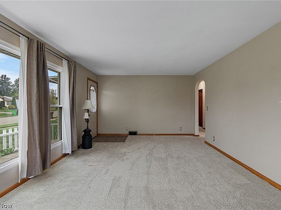 5th image of 1432 Keuper Blvd NE