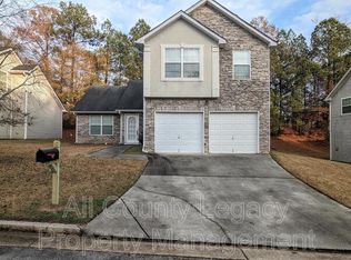 2046 Mulberry Ln, Lithonia, GA 30058