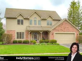 8304 Hampton Cir E, Indianapolis, IN