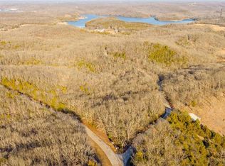 2 Koehler Dr, Roach, MO 65787