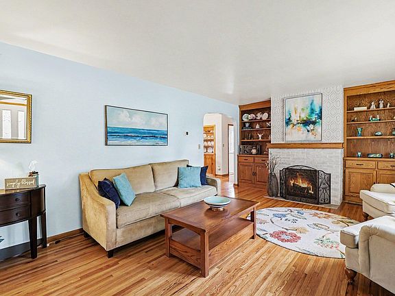 5th image of 506 Elm Ave SE