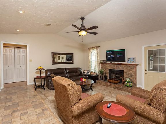 4th image of 7356 Sandy Creek Dr