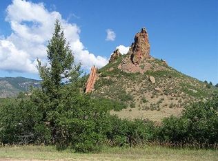 5905 Country Club Dr, Larkspur, CO 80118
