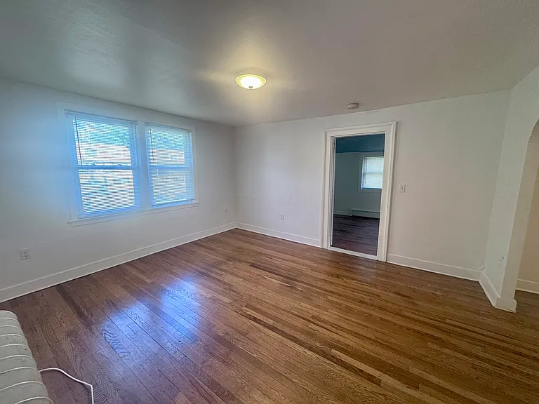 1690 Litchfield Tpke #2 — Photo 10