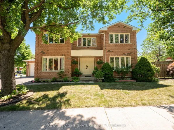 2921 Caradoc Ln, Oakville, ON L6J 6W4
