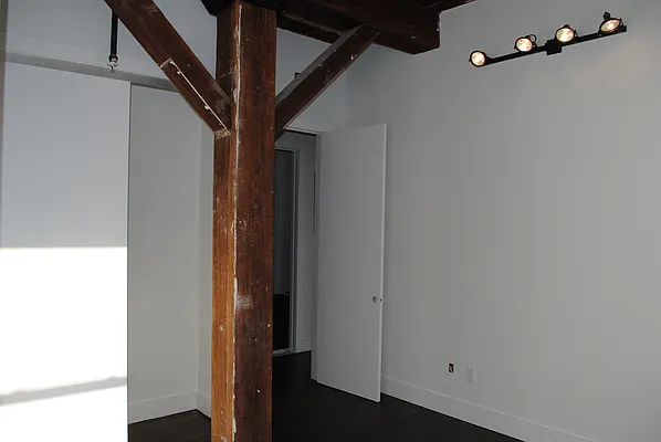 Rented by Urban Ambiance | media 34