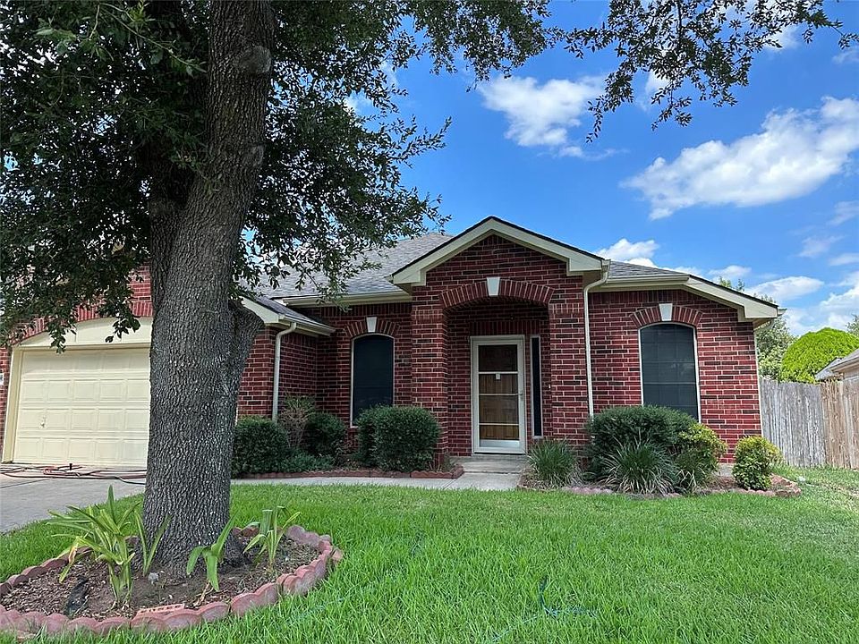 1st image of 21618 Oakbridge Park Ln