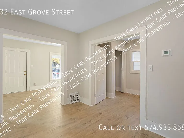 232 E Grove St — Photo 7