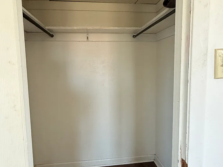 1501 E Everglade Ave — Photo 13