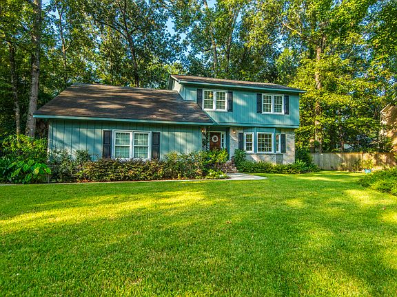 3rd image of 106 Tryon Dr